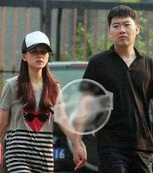 王子文未婚生子是谁的与王朔真实关系为什么分手