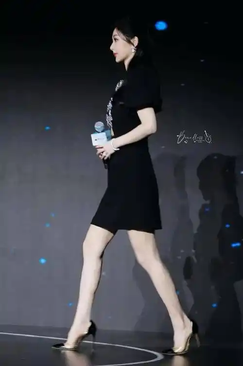 杨紫_系列_头条_高跟鞋