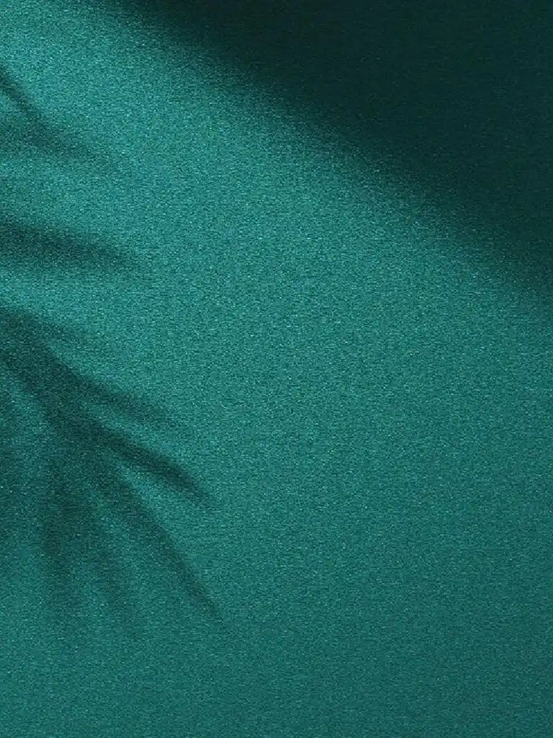 95高级感绿色光影背景图|美业空白模版素材 98我是阿念,96年2胎