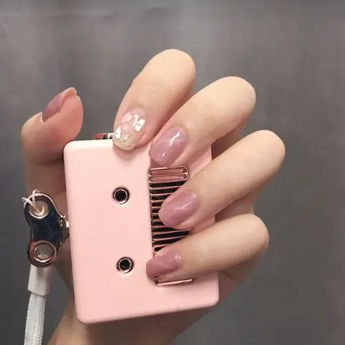 适合学生党和上班族的一些美甲款式!开学,工作都要美美哒!