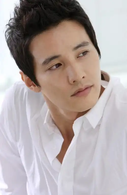 淡出荧屏11年,却手握40多个品牌代言,代言费更是上亿,真厉害_元彬