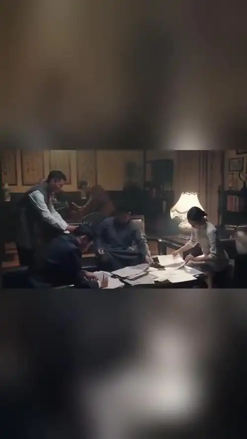 绝密使命:凌风接到电报,他看到电报后都直接站起来了