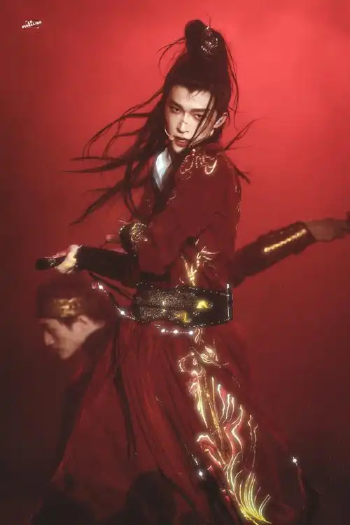 gq明星工作室出图##刘宇红衣古风扮相