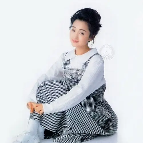 少女杨钰莹一组青涩旧照,这才叫清纯甜美,难怪被誉为玉女掌门人