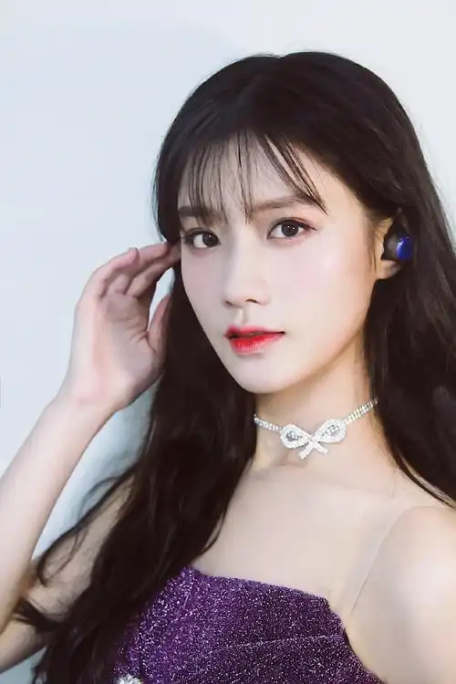 陈意涵优雅轻甜写真图片24