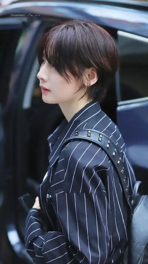 观秀组周末安利有感赵粤短发多图预警