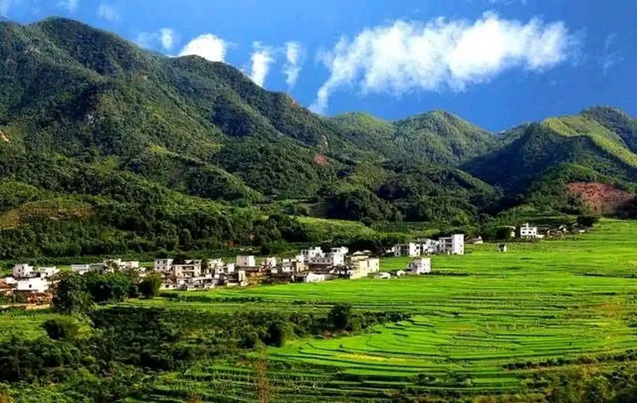 2021河南与广东的发展差距  2021年河南gdp达到58887亿元人民币,但是