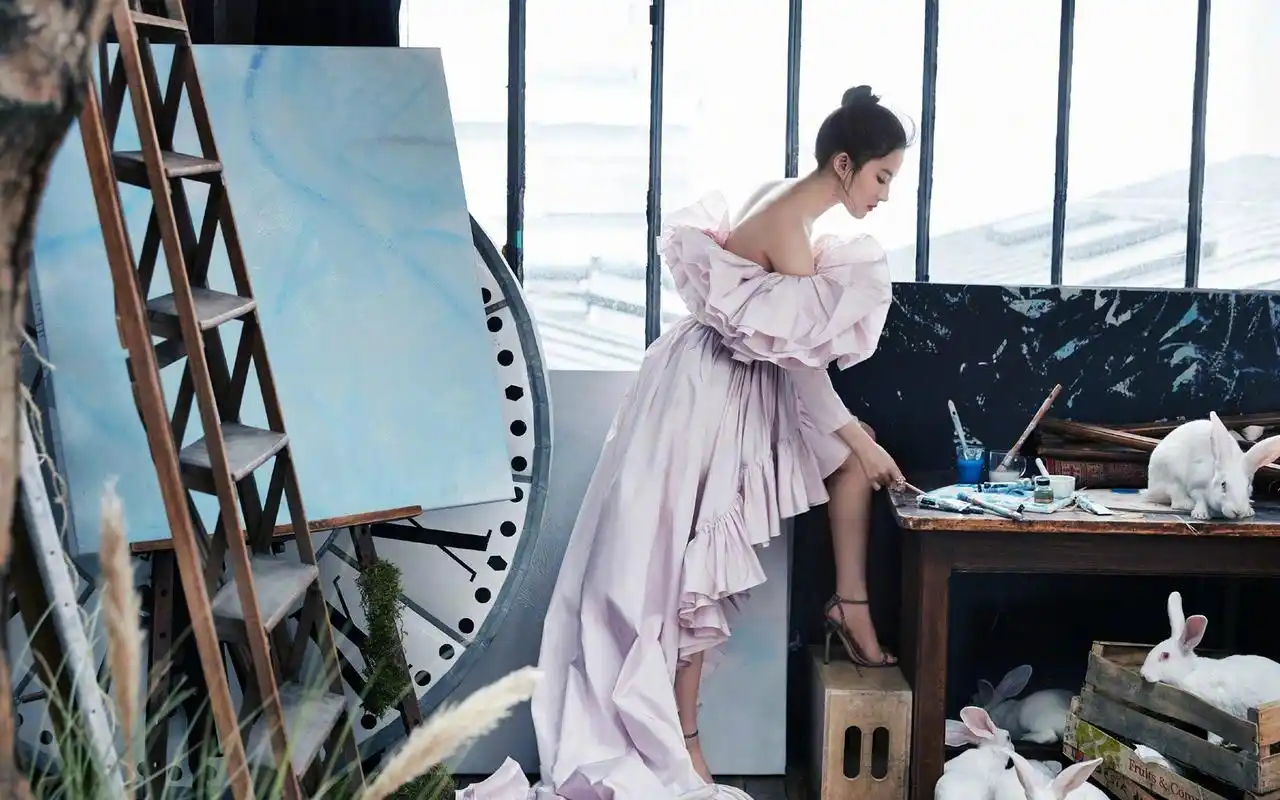 > 刘亦菲时尚芭莎仙气十足写真图片桌面壁纸(1920×1200)