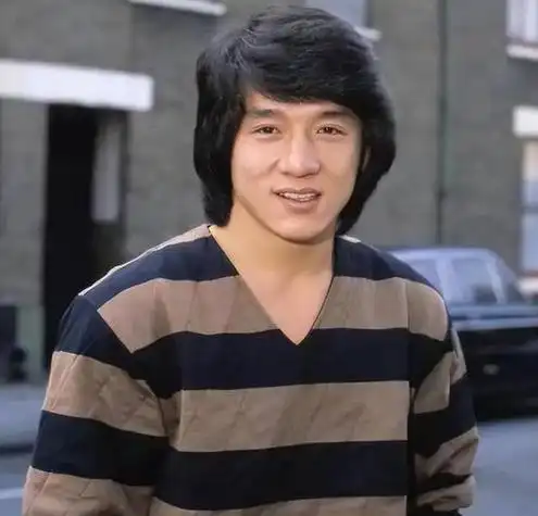 成龙大哥这双眼皮居然是割的?