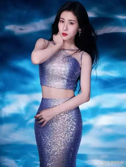 张碧晨的时尚美照真是太漂亮了