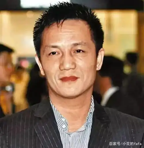 东方卫视6位主持人,参加富豪生日宴被电视台调查处罚,对此你怎么看?