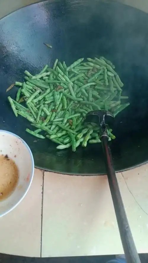 还是这种大锅炒菜好吃