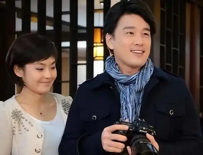 回顾王耀庆靠演技演活霸总娶小学同学郭晏青21年宠妻如宝