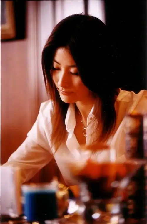 年12月06日22:41 新浪娱乐 电影《无间道Ⅲ:终极无间》剧照:陈慧琳