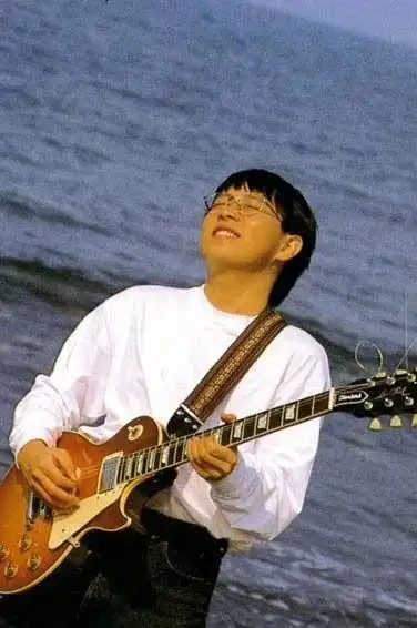 (图)"我的未来不是梦——"张雨生那激昂的旋律使多少年轻人受到鼓舞