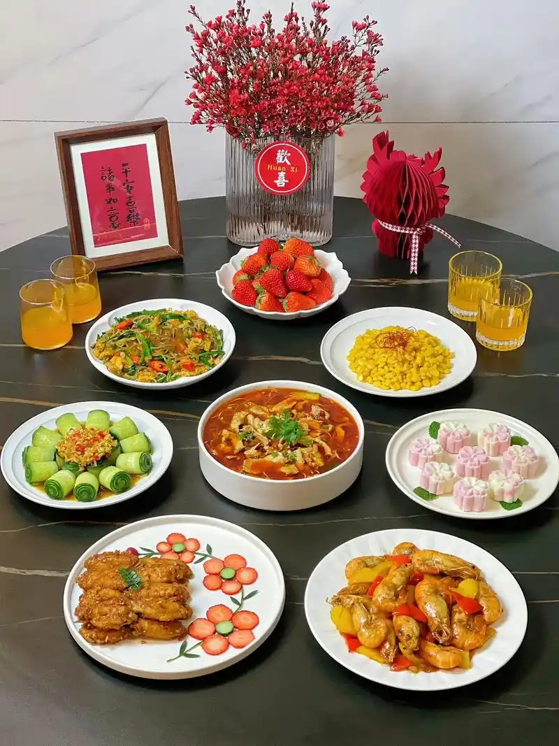 05新年家宴 | 红红火火,年夜饭已上桌.还有几天就过年啦17 - 抖音