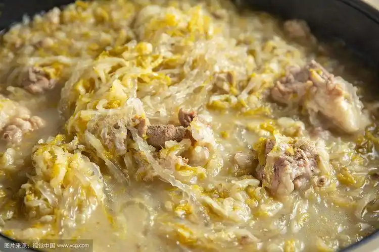 东北炖酸菜咋炖好吃