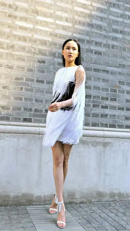 黄龄新歌风月mv正式推出继续中国风