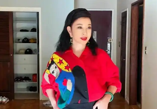 我们不得不提到这位74岁的刘晓庆