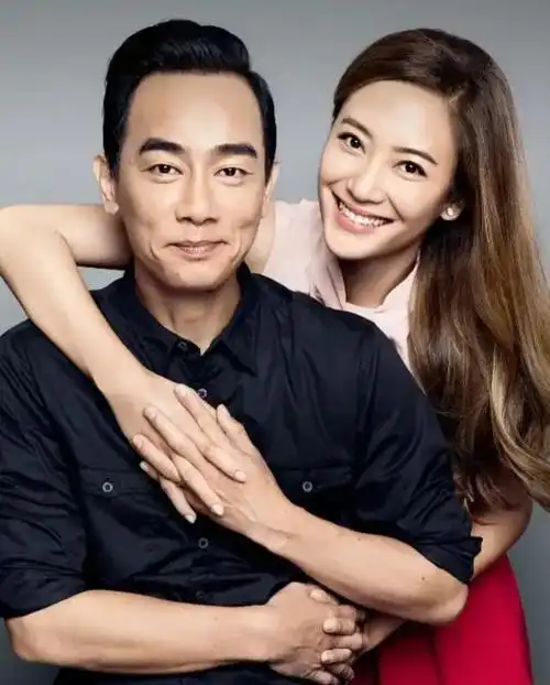 台湾艺人新增4人表态,应采儿点赞举动细节,向佐代替妻子回应