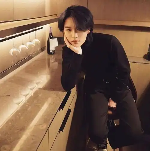 微信头像陆柯燃