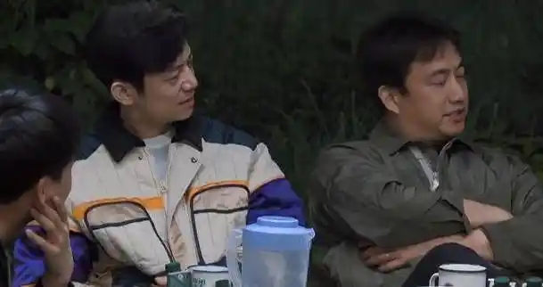 原创张艺兴因无法平衡时间,决定不谈女朋友,黄磊:人家不一定想见你