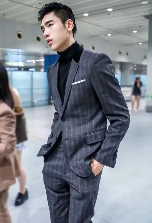 王子异多面时尚造型超吸睛 形象切换自如塑造独特魅力__凤凰网
