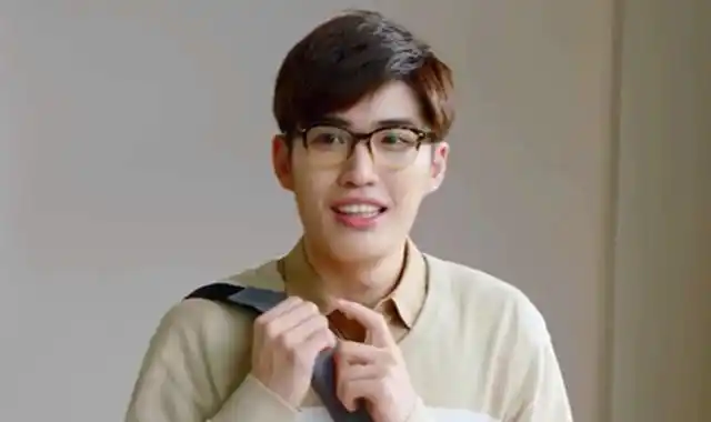 亲爱的热爱的:郑辉不肯放弃,想挑战韩商言,结果一招他就怂了