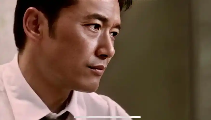 重剑无锋,大巧不工——苗侨伟《卧虎》观感