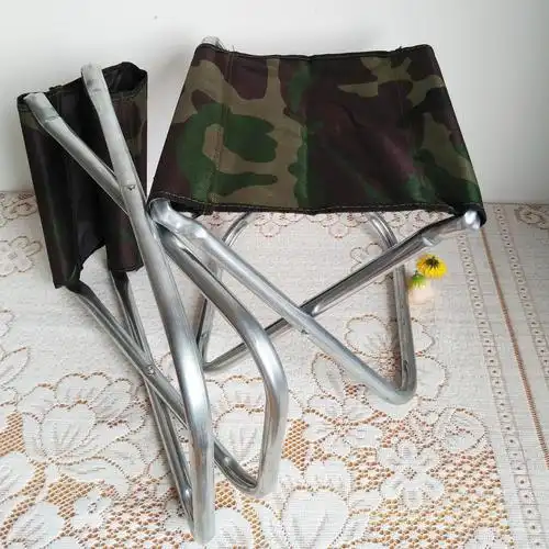 厂家直销便携式镀锌管折叠凳子承重150kg户外钓鱼凳马扎