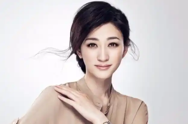 李小冉个人资料简历档案信息介绍