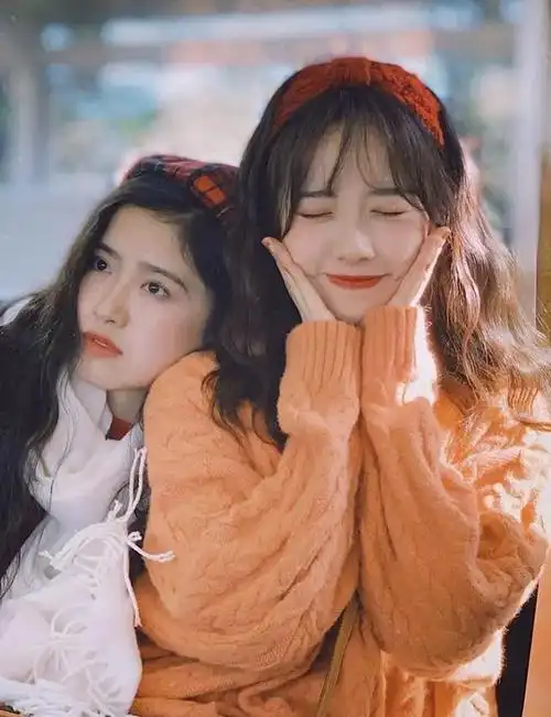 闺蜜拍照8个闺蜜间的拍照姿势特别可爱特别好看