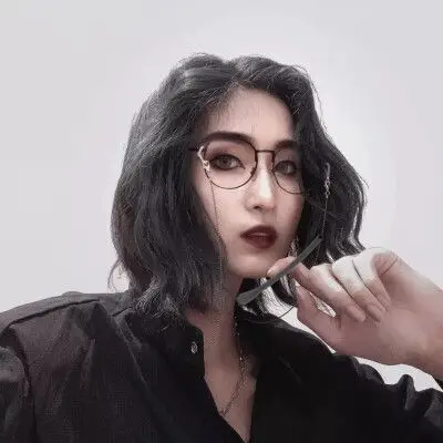 秣茴/. 你是我疲惫生活中唯一的英雄梦想/.