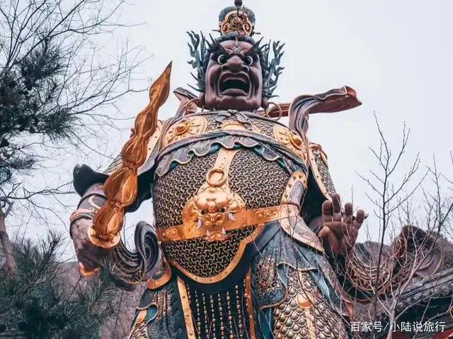 北京最诡异的古庙,佛像造型夸张大胆,见过都被震撼