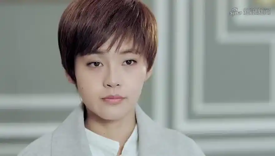 鸡毛飞上天:想不到再次跟邱岩见面,两人成了竞争对手