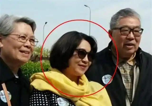 小结:也许大部分人都觉得李连杰是那个30年前抛弃黄秋燕的负心汉,但是