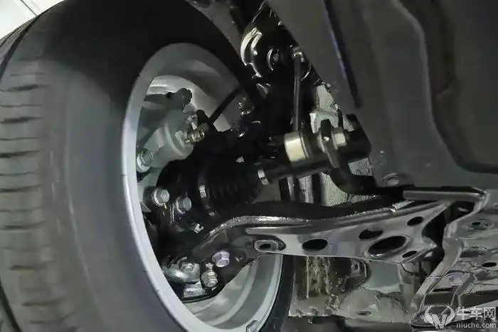 tnga架构是否带来又一惊喜试一汽丰田全新一代卡罗拉双擎