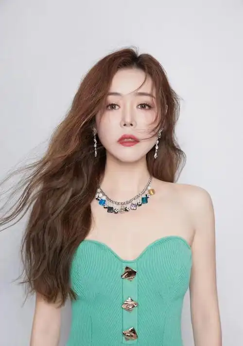 答:第一名是安又琪,第二名是王媞,第三名是张含韵.