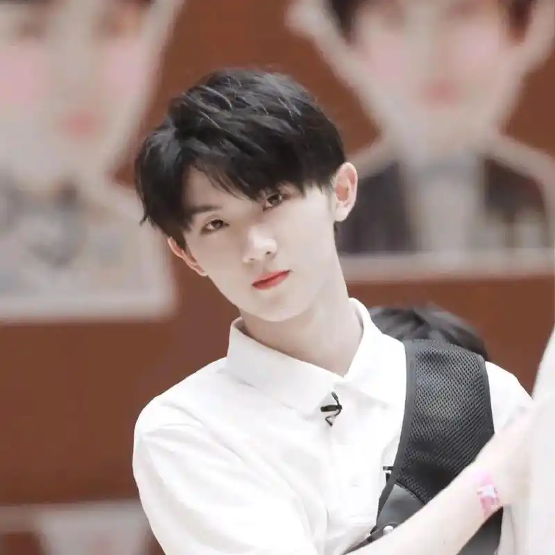 马嘉祺,宋亚轩 2.北京大学(可能有点不切实 - 抖音