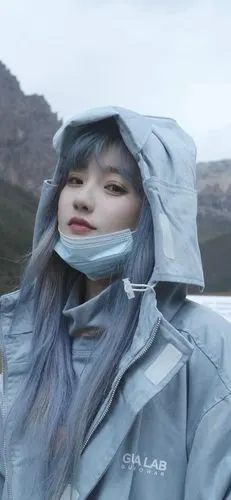 元气蓝发美女高清手机壁纸