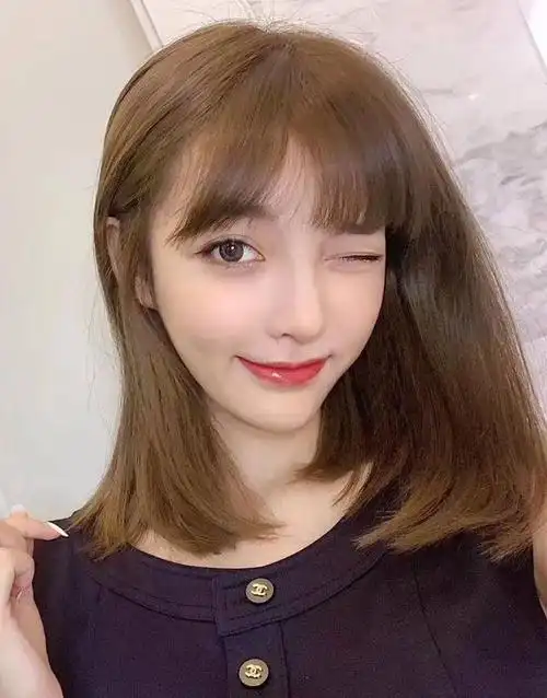 2020最火的8款发型发色,时髦显白显脸小!