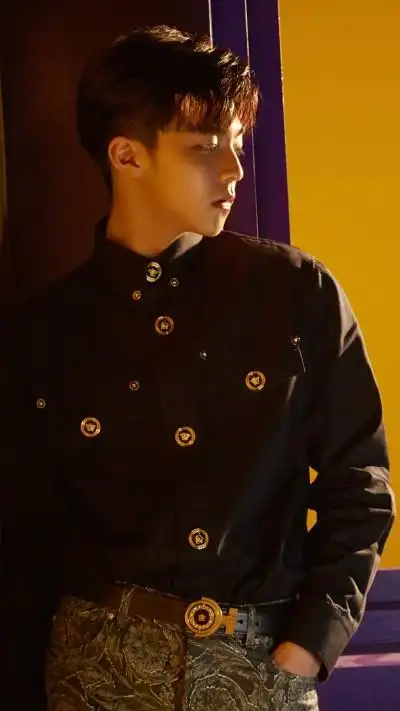 陈立农帅照壁纸