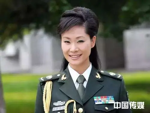 于文华最美的11张照片,举止优雅真的好美好美!