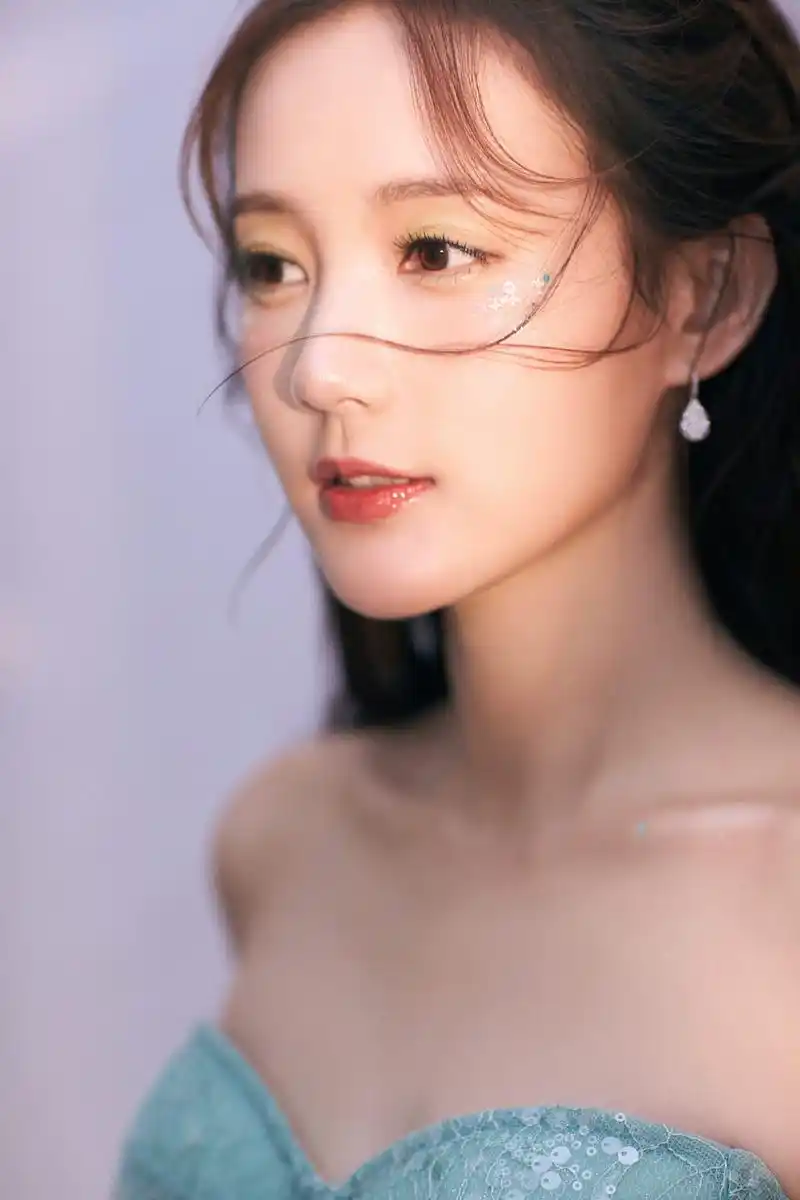 精美图集|李一桐,精致甜美的女演员