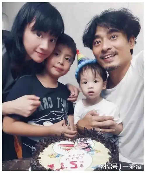 章龄之|爱情故事|二级演员|陈龙(演员)_网易订阅