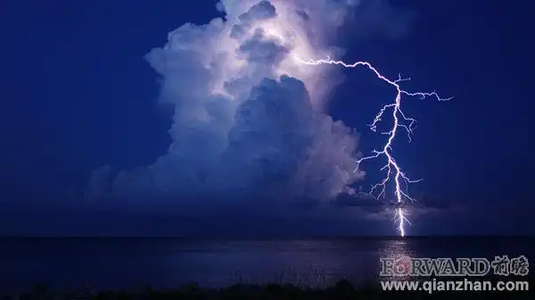 闪电——盛开于天际的璀璨之花