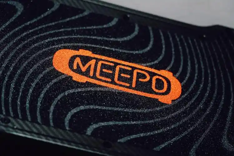 激情无限量meepo飓风越野电动滑板