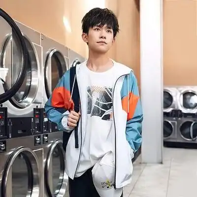 【滔搏官方】adidas阿迪达斯 neo 男子m cs lw wb易烊千玺同款防风