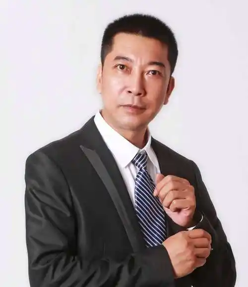 60岁离异男征婚照片(id:5076129)_广东广州征婚交友_我主良缘网