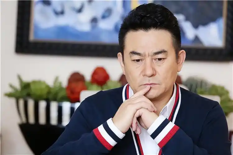 结婚三十年电视剧演员表(李洪涛曾是铁路工人,戏外娶老师的女儿为妻